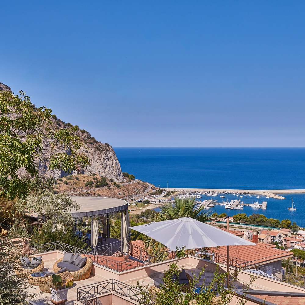 Why Staying in a Villa in Sicily Is Better than a Hotel