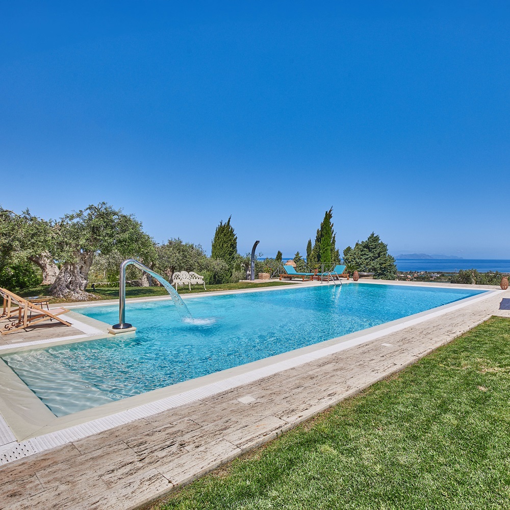Best Places to Visit in Sicily in September (Holiday Guide)