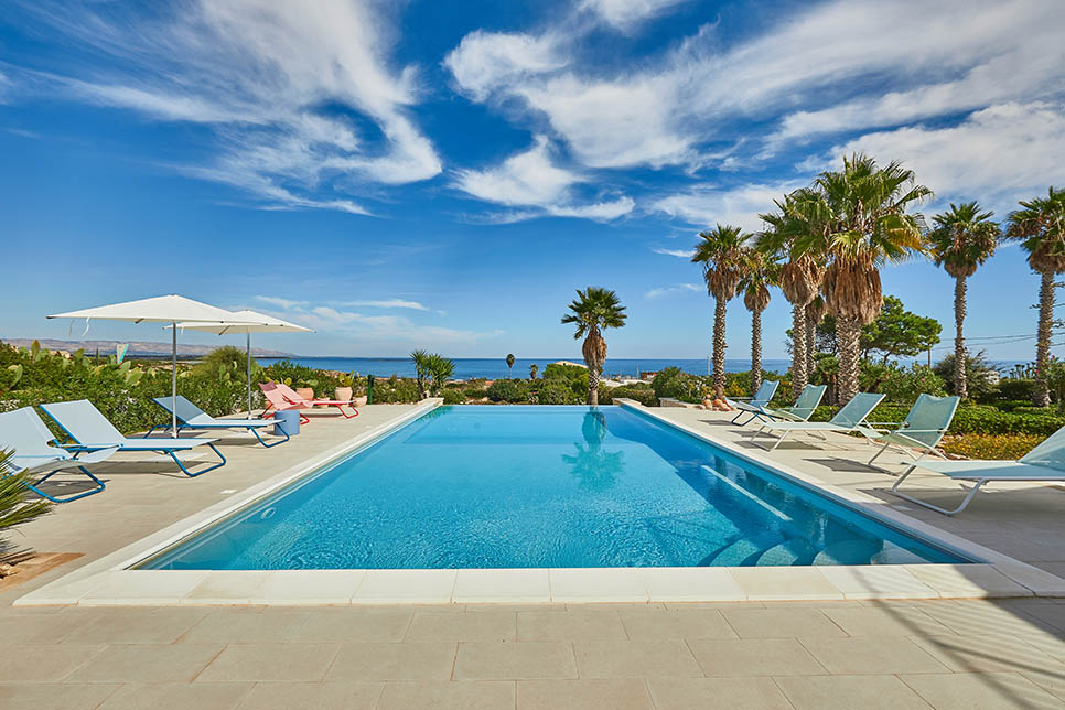 The private pool at Oasivera, Vendicari