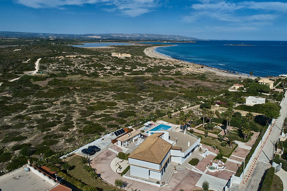 Oasivera sits on the border of the Vendicari Reserve