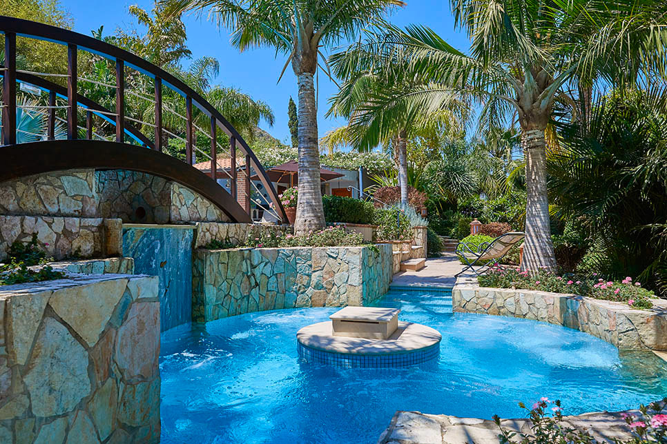 Villa Cecilia Trabia's private Jacuzzi
