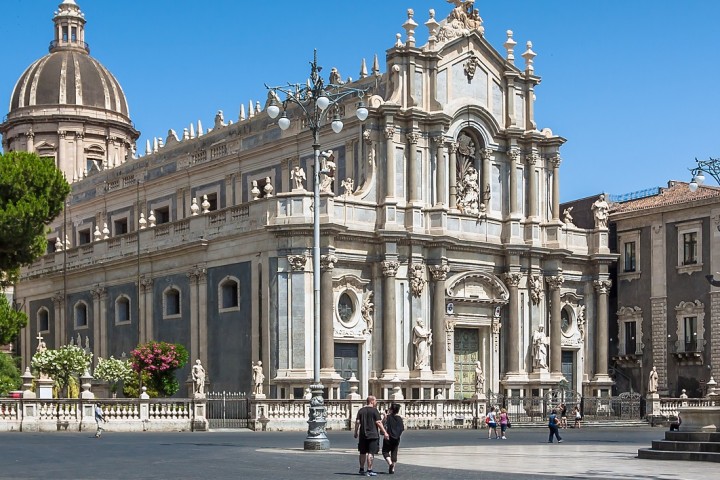 Catania town main square center (Piazza del Duomo)