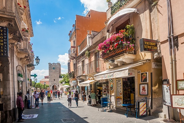 Taormina's artisan shops