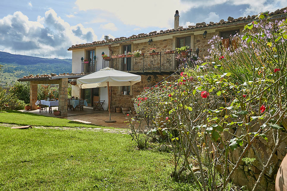 Villa Olmo, Nebordi Mountains