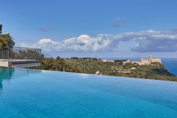 sicily-villas-with-views