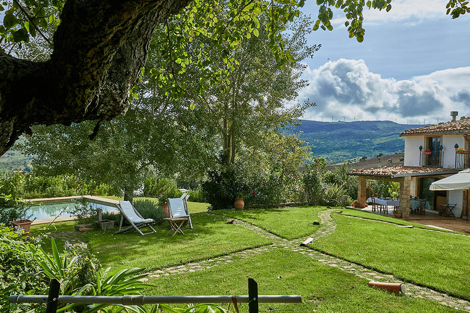 Villa Olmo, Castel di Lucio