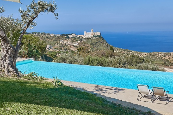 villas-in-sicily-to-rent-2021