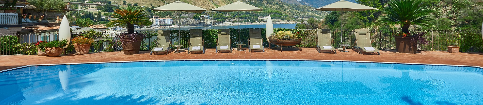 Ville di lusso in Sicilia con piscina