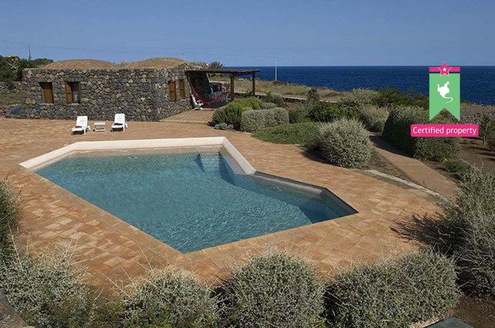 Villas in Sicily in Pantelleria