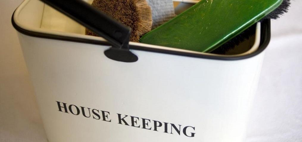 Cleaning and maintenance checklist