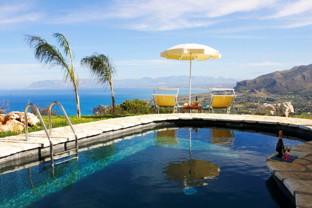 69_villa_sicily_pool
